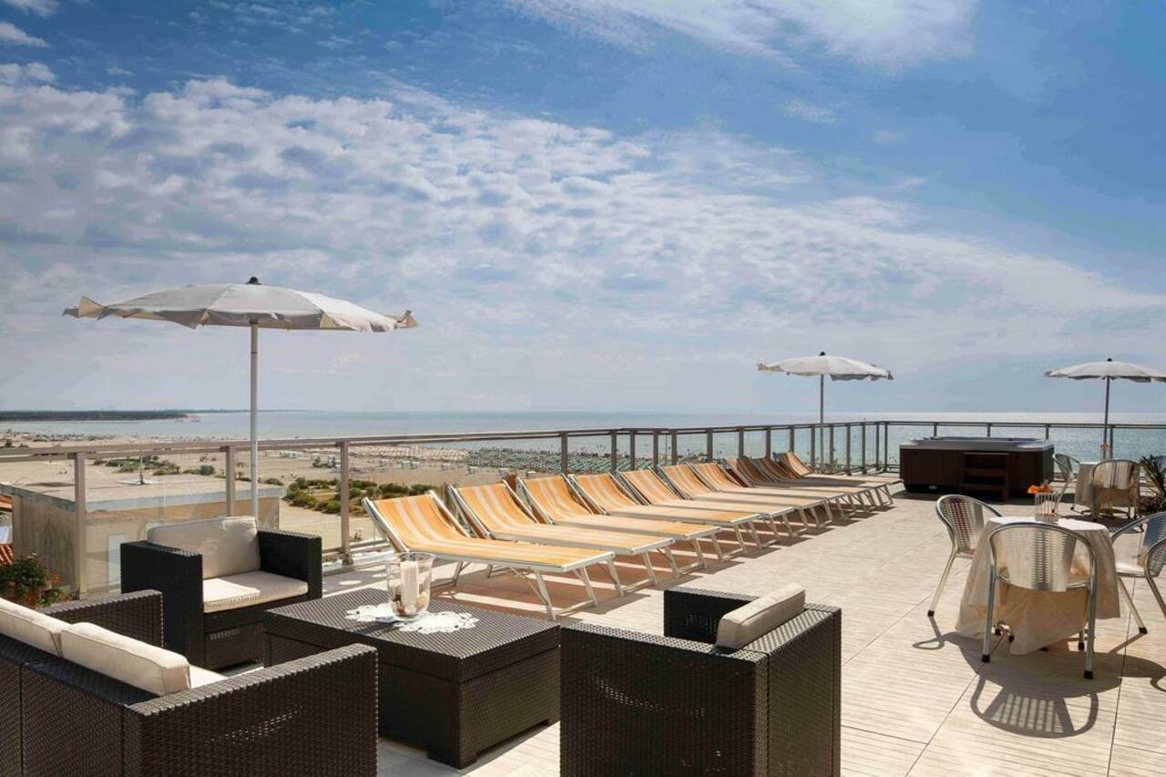 Hotel Karinzia Caorle Extérieur photo