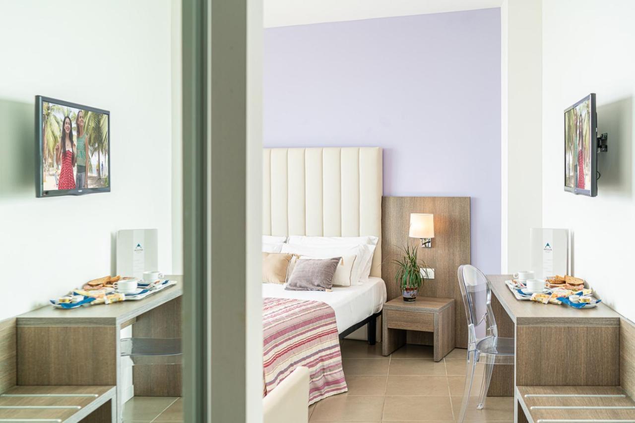 Hotel Karinzia Caorle Extérieur photo