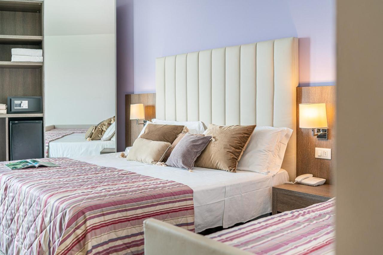 Hotel Karinzia Caorle Extérieur photo