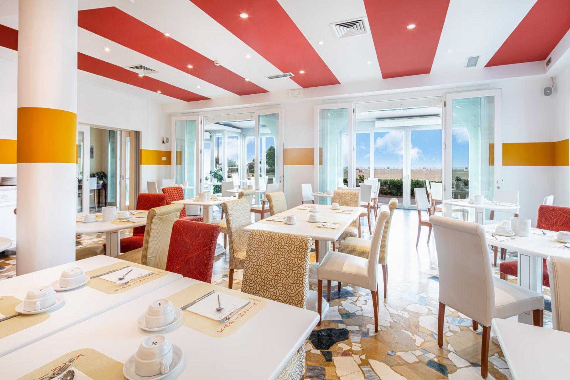 Hotel Karinzia Caorle Extérieur photo