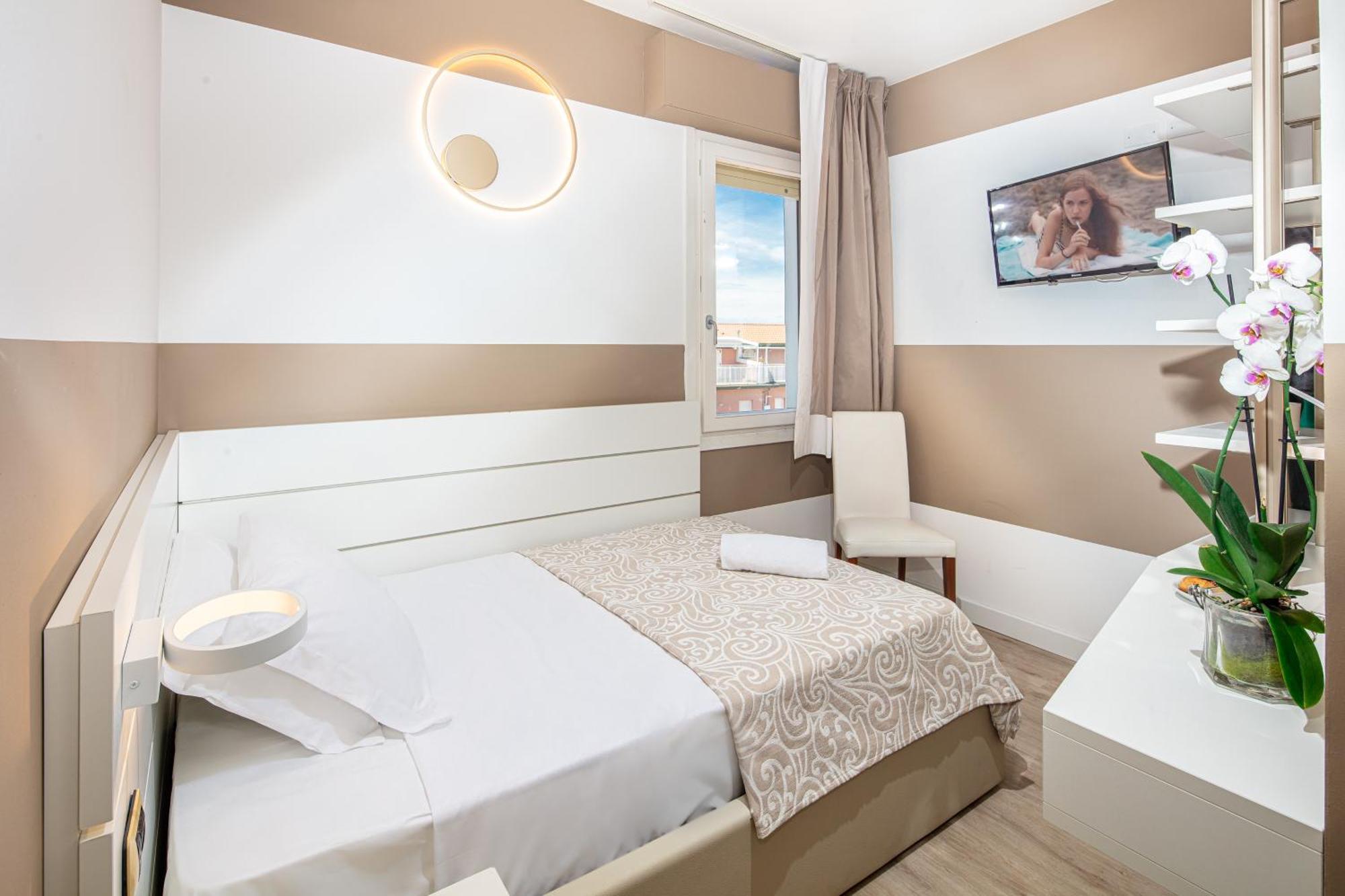 Hotel Karinzia Caorle Extérieur photo